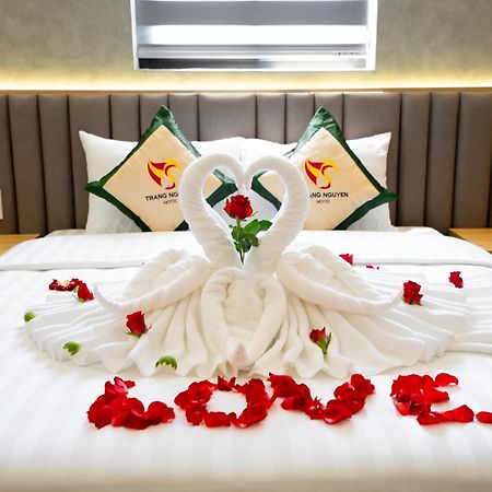 Trang Nguyen Hue Hotel Extérieur photo